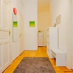 Kelvin's V District 2br Urban Haven By Nw דירה בודפשט