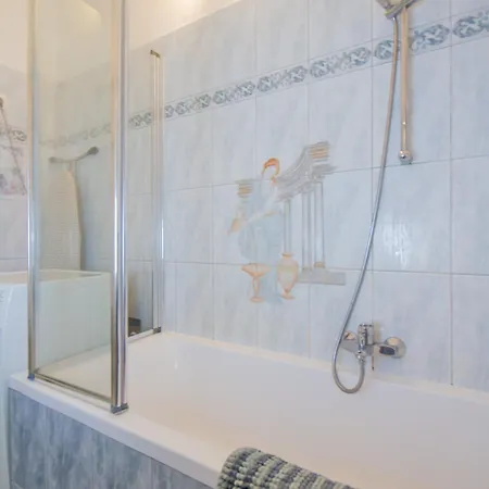 Appartement Kelvin's V District 2br Urban Haven By Nw *