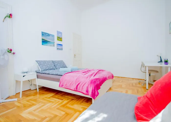 Apartament Kelvin's V District 2br Urban Haven By Nw *